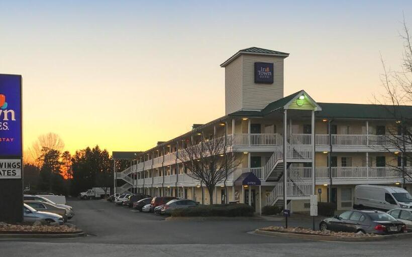 فندق Intown Suites Extended Stay Select Atlanta Ga  Smyrna
