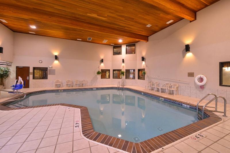 هتل Kelly Inn And Suites Mitchell