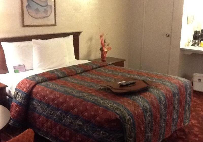בית מלון כפרי Knights Inn & Suites By Sonesta Pecos