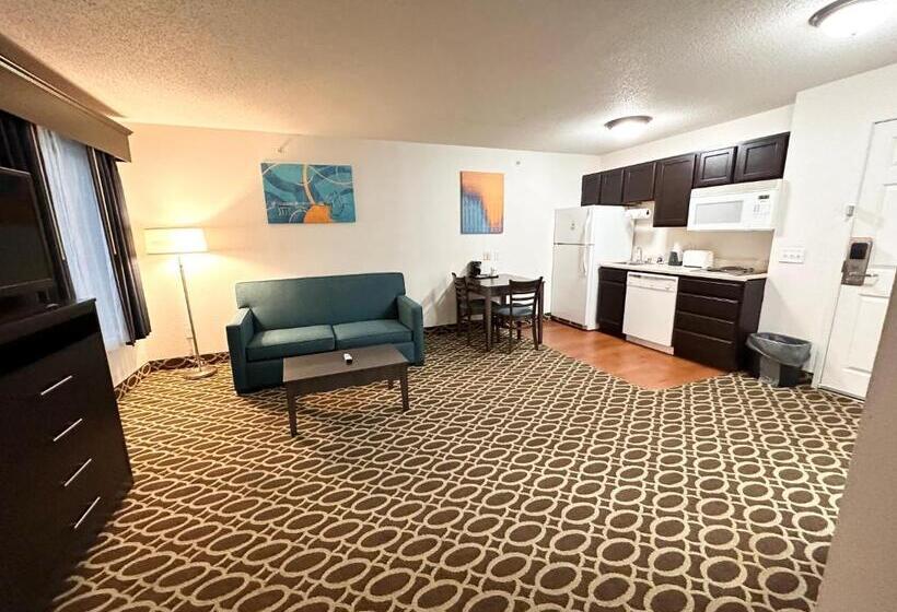 هتل Mainstay Suites Madison Airport