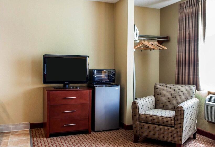 هتل Quality Inn & Suites Davenport Near I 80
