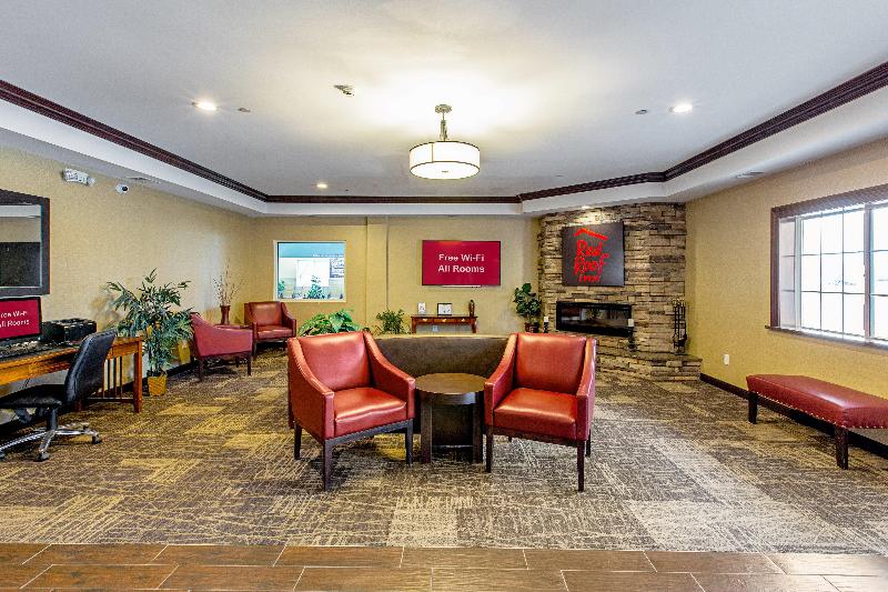 هتل Red Roof Inn & Suites Omaha  Council Bluffs