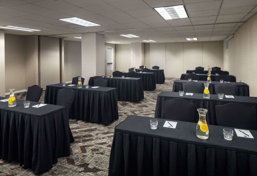 The Elms Hotel & Spa, A Destination By Hyatt