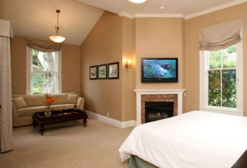 فندق The Gables Inn Sausalito