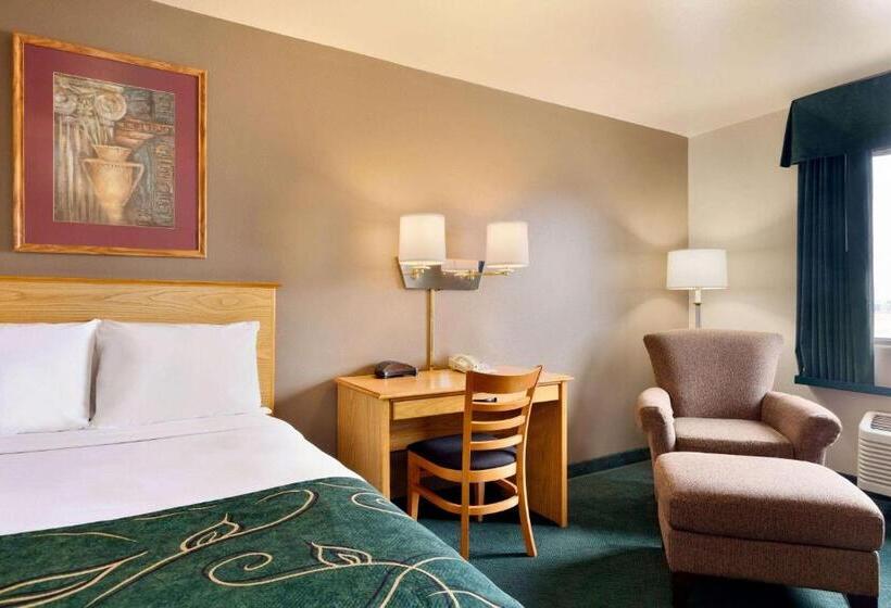 فندق Travelodge By Wyndham Yermo