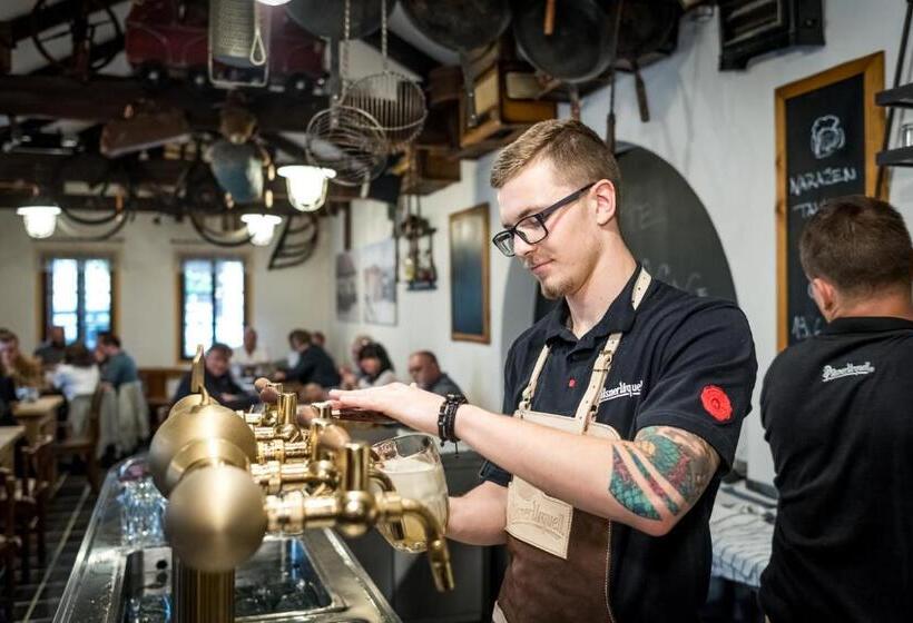 هاستل Dobrý Kanec   Hostinec