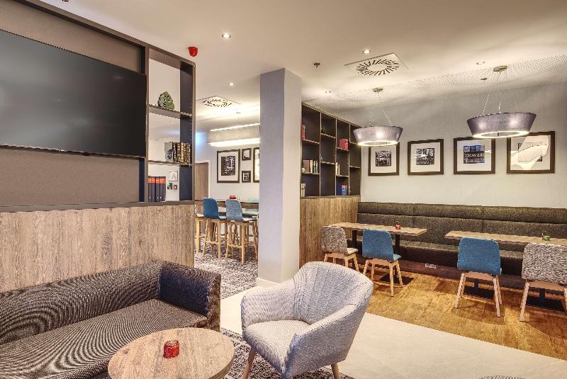 هتل Hampton By Hilton Stuttgart City Centre