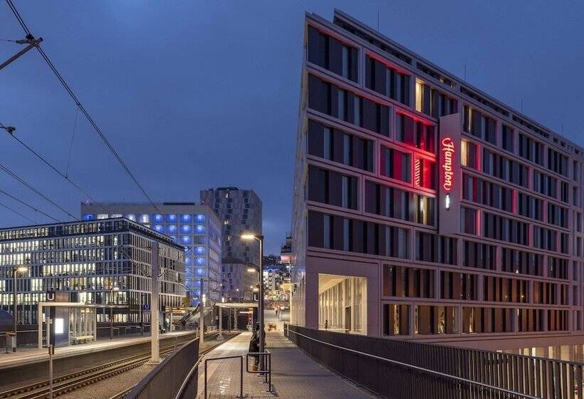 هتل Hampton By Hilton Stuttgart City Centre