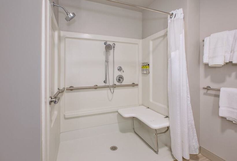 호텔 Holiday Inn Express & Suites   Wooster, An Ihg
