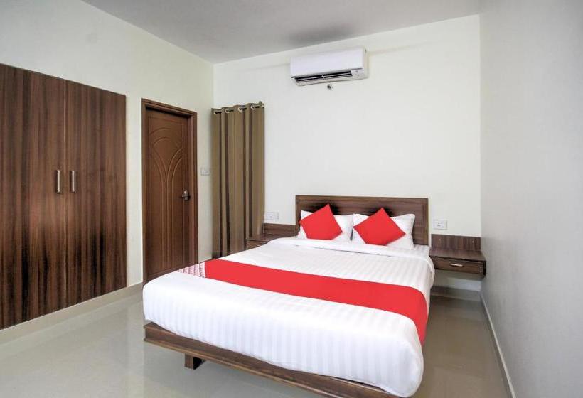 Отель Oyo 48373 Sri Darshanam Homes