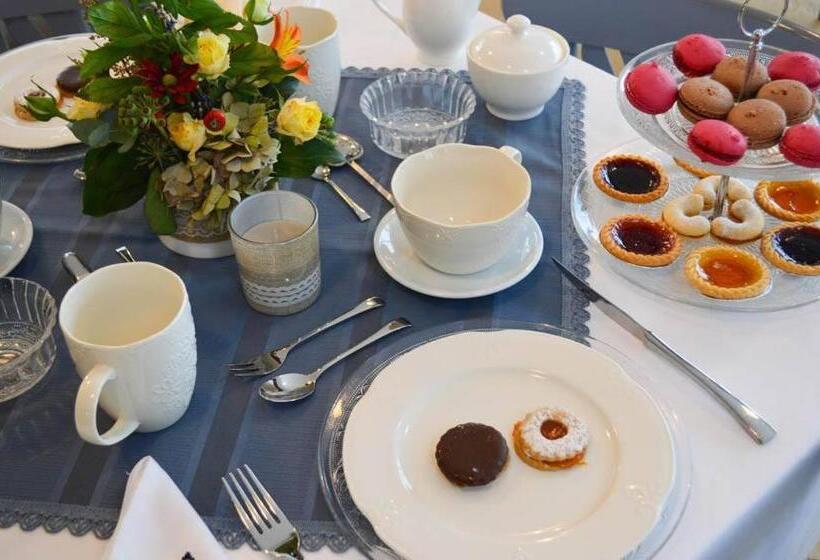 مبيت وإفطار Somhegyi öreg Hársfák Major Vendégház