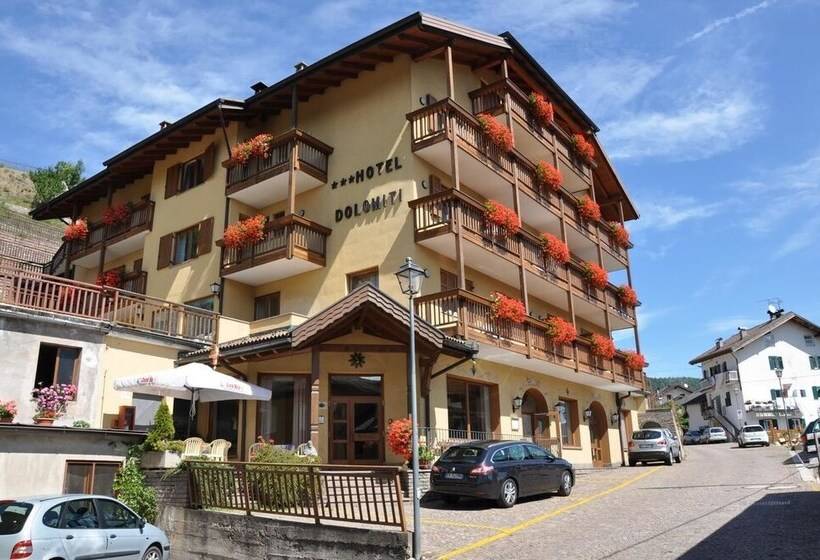 فندق Albergo Dolomiti