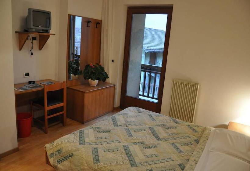 فندق Albergo Dolomiti