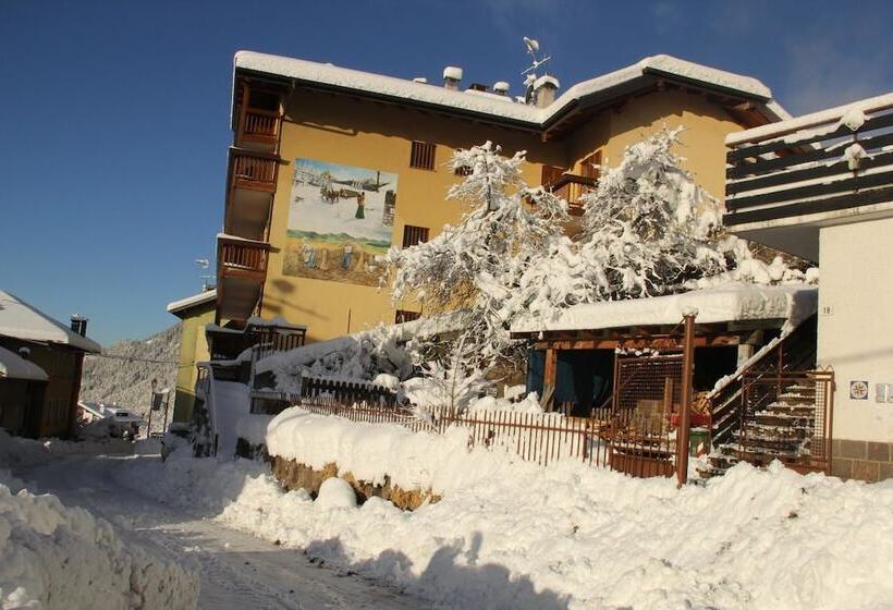 فندق Albergo Dolomiti