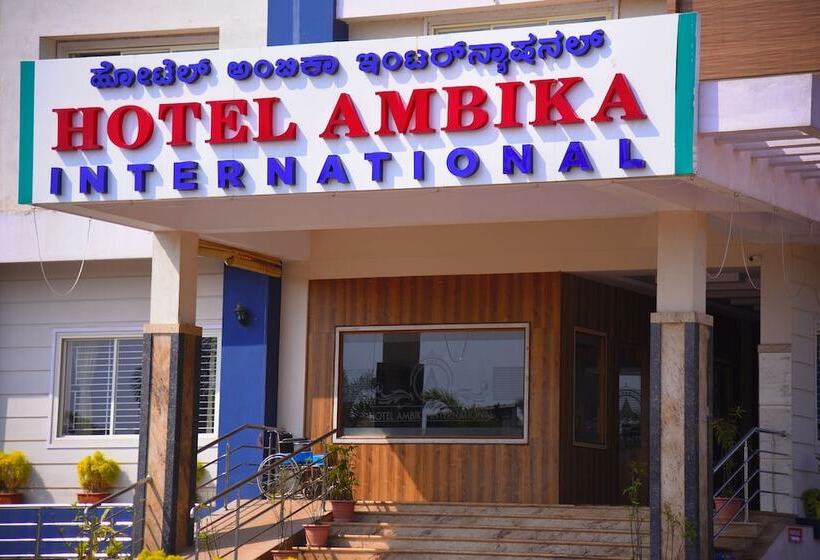 호텔 Ambika International Byndoor
