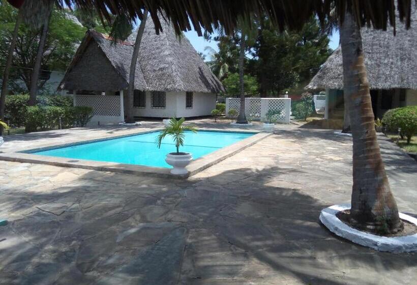 酒店 Glory Ocean Villas   Diani