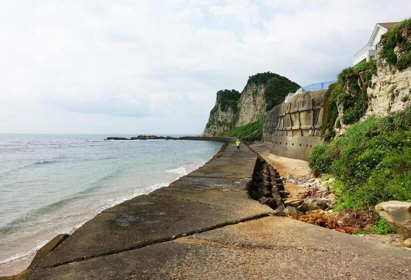 بنسيون Minami Bousou Ocean Front Vila Iwafune