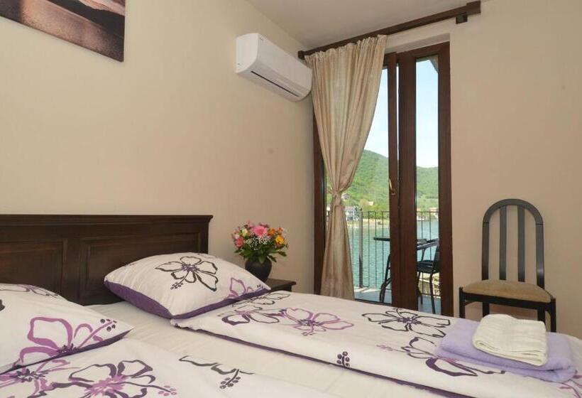 پانسیون Vila Golful Dunării
