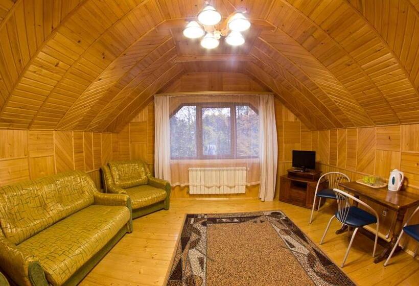 אתר נופש Edelweiss Carpathians Migovo