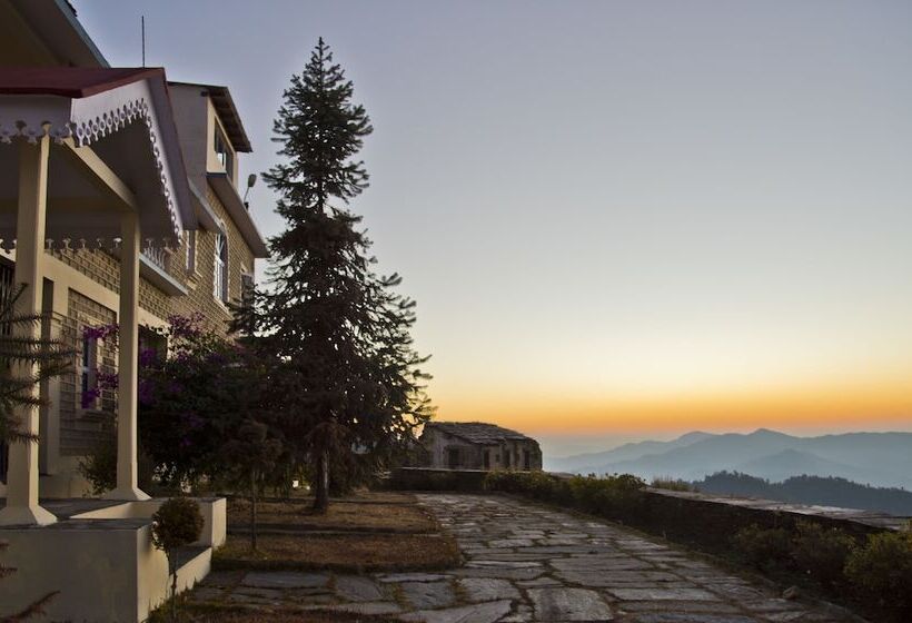 منتجع Tree Of Life Grand Oak Manor Binsar