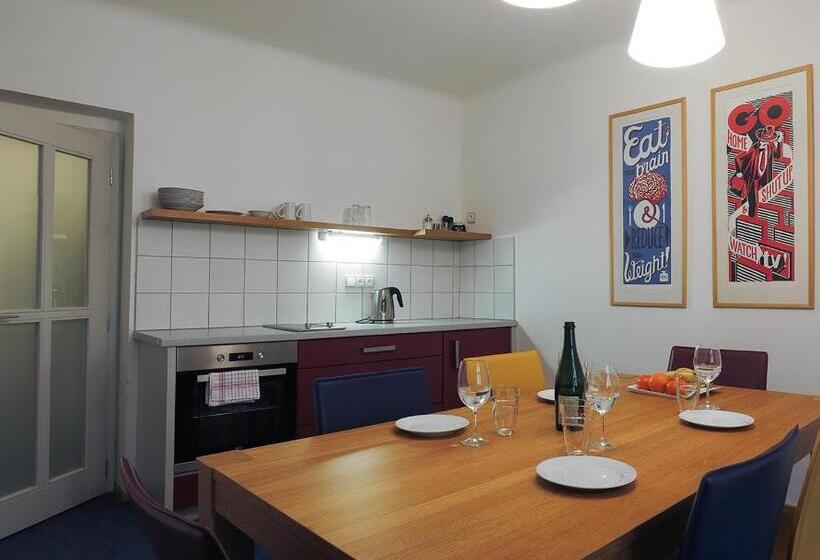 پانسیون Penzion Thir