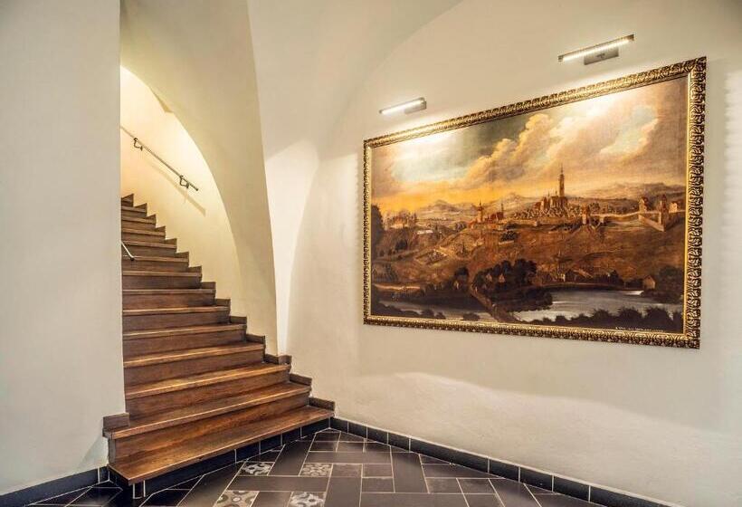 پانسیون Penzion Thir