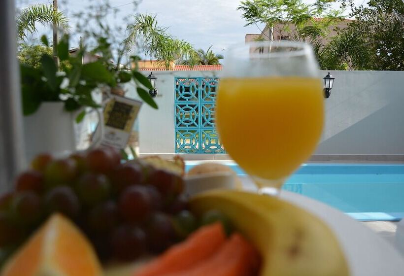 پانسیون Pousada Poente Do Sol