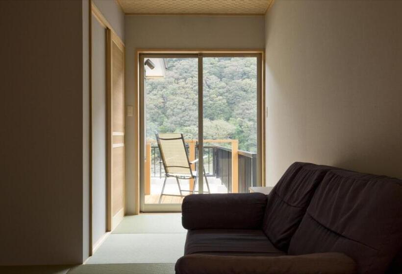 酒店 Takamiya Ryokan Beni