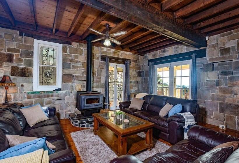 호텔 Bimbadeen Mountain Retreat