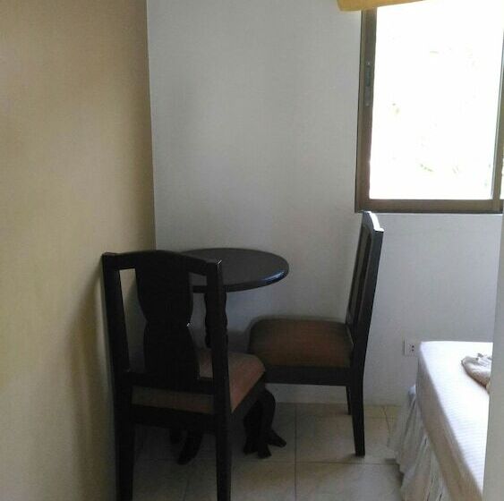 בית מלון כפרי Boracay White Coral