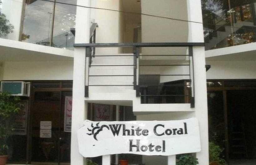 בית מלון כפרי Boracay White Coral