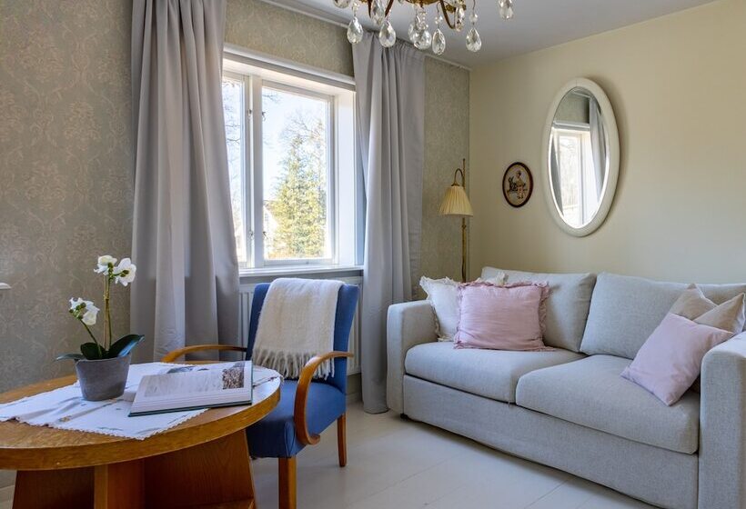 مبيت وإفطار Mormors Pensionat Strandhagen