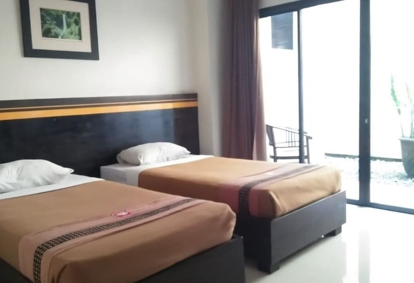 هتل Grand Bintang Tawangmangu
