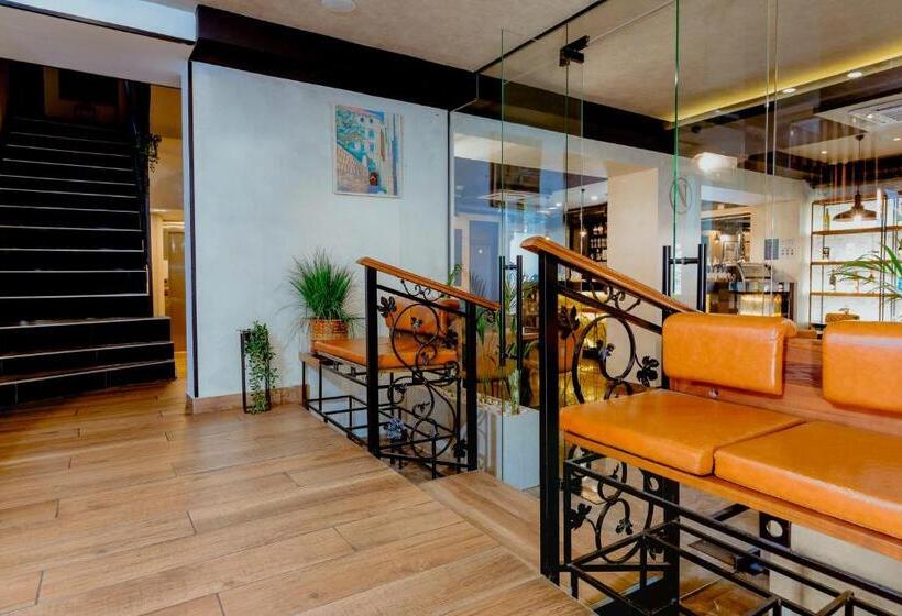 هتل Nobel Gallery