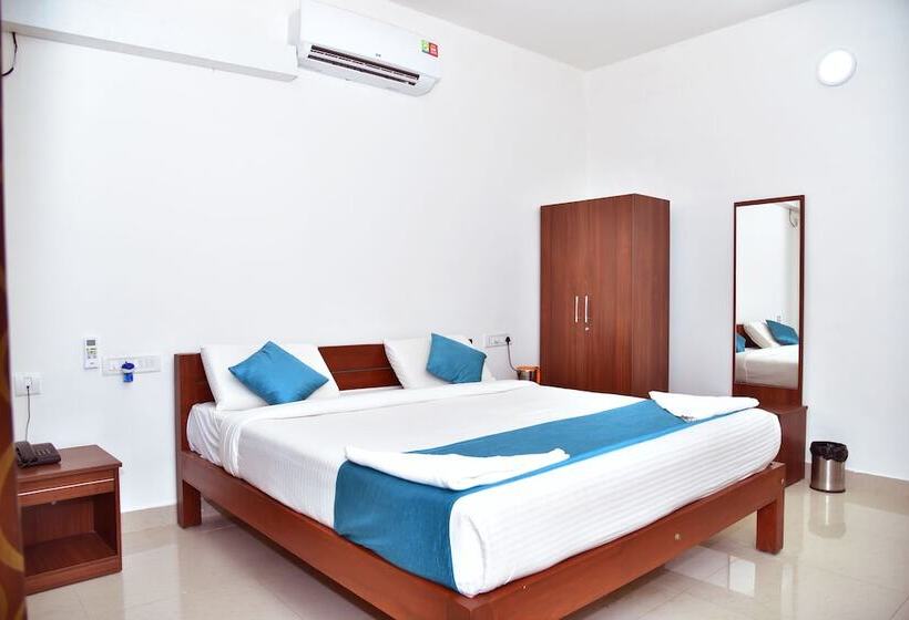 酒店 Vedanta Wake Up   Coorg, Madikeri Town Center