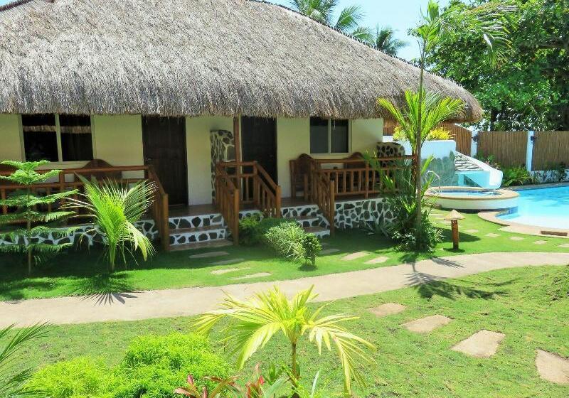 Kavs Beach Resort