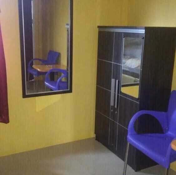 تختخواب و صبحانه Sinar Harapan