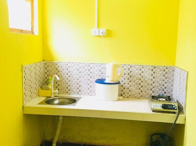 ベッドアンドブレックファースト Sudu Neluma Home Stay