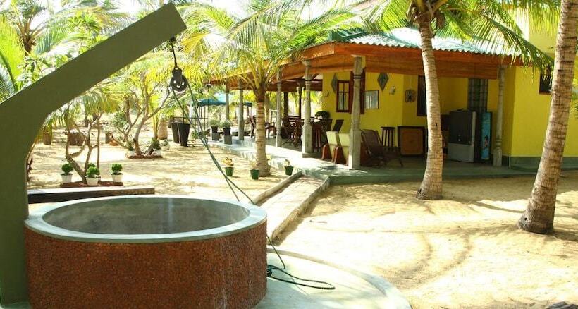 ホテル Alankuda Beach Resort