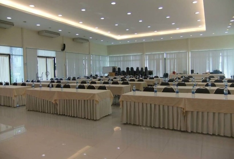 هتل Bungchawak Resort