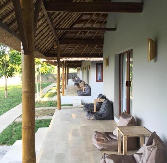 בית מלון כפרי Ekas Breaks Resort