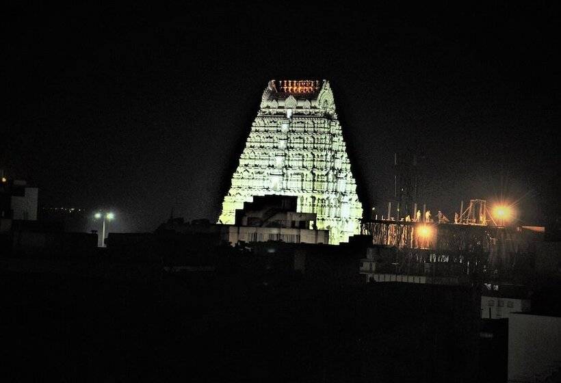 בית מלון כפרי Jayaram Residency Srikalahasti