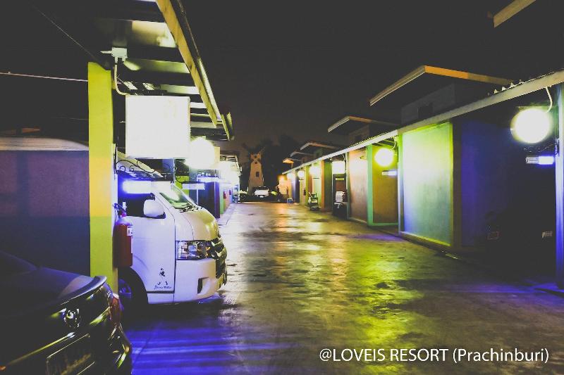 هتل Love Is Resort