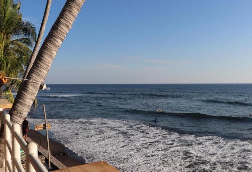هتل Olas Permanentes El Zonte