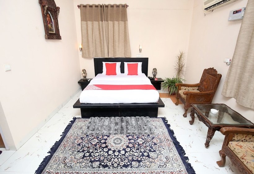 فندق Oyo 15710  Vikrant