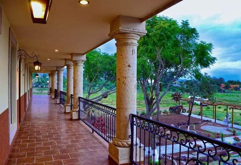 فندق ريفى Chalet De Colombo