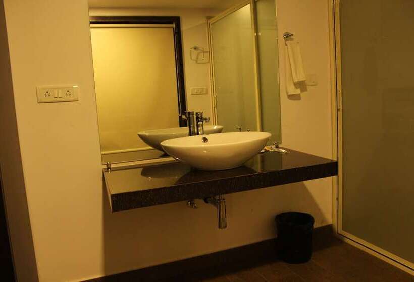 酒店 Shangri La Jungle Resort