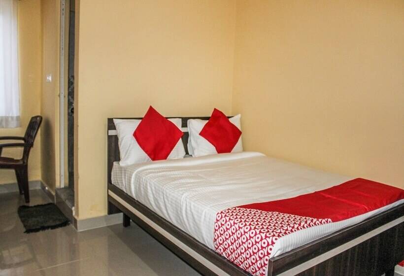 酒店 Sri Guru Residency By Oyo Rooms