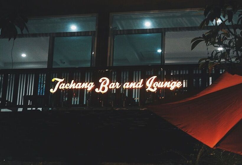 هتل Tachang Airport