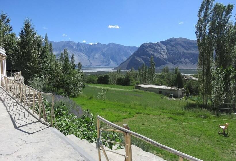 فندق Tih Lharje Resort   Nubra